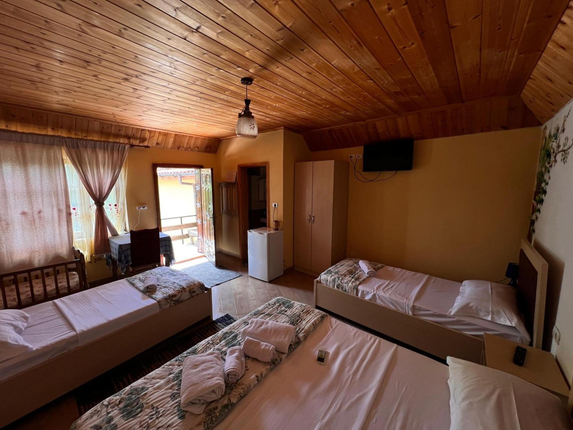Merlika -inside The Castle- Bed & Breakfast