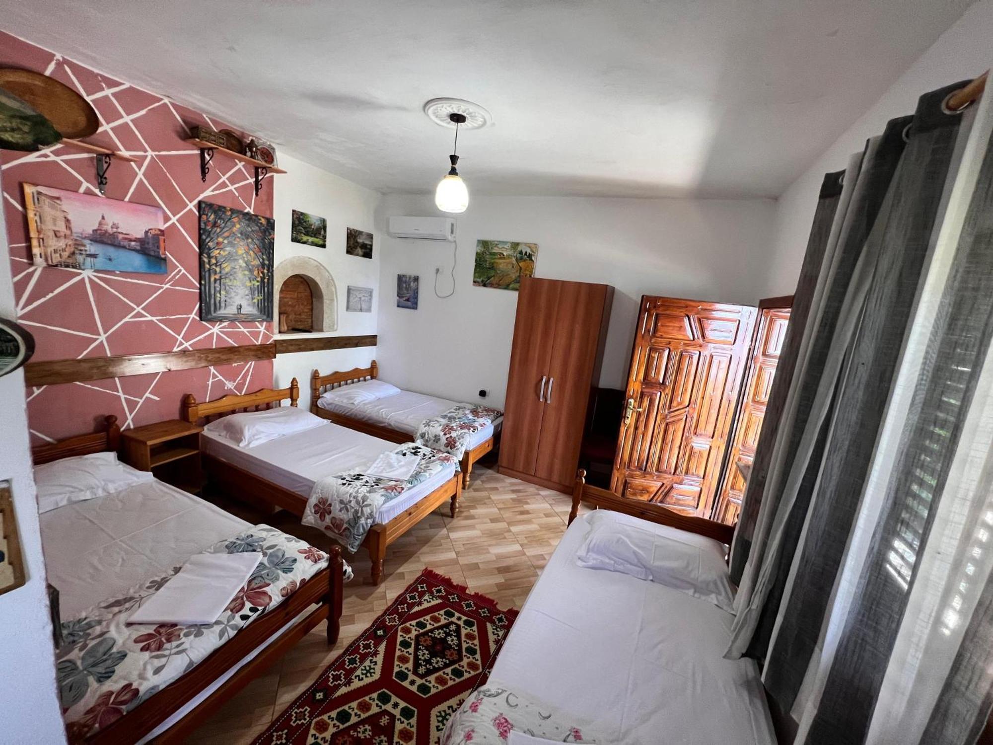 Merlika -inside The Castle- Bed & Breakfast