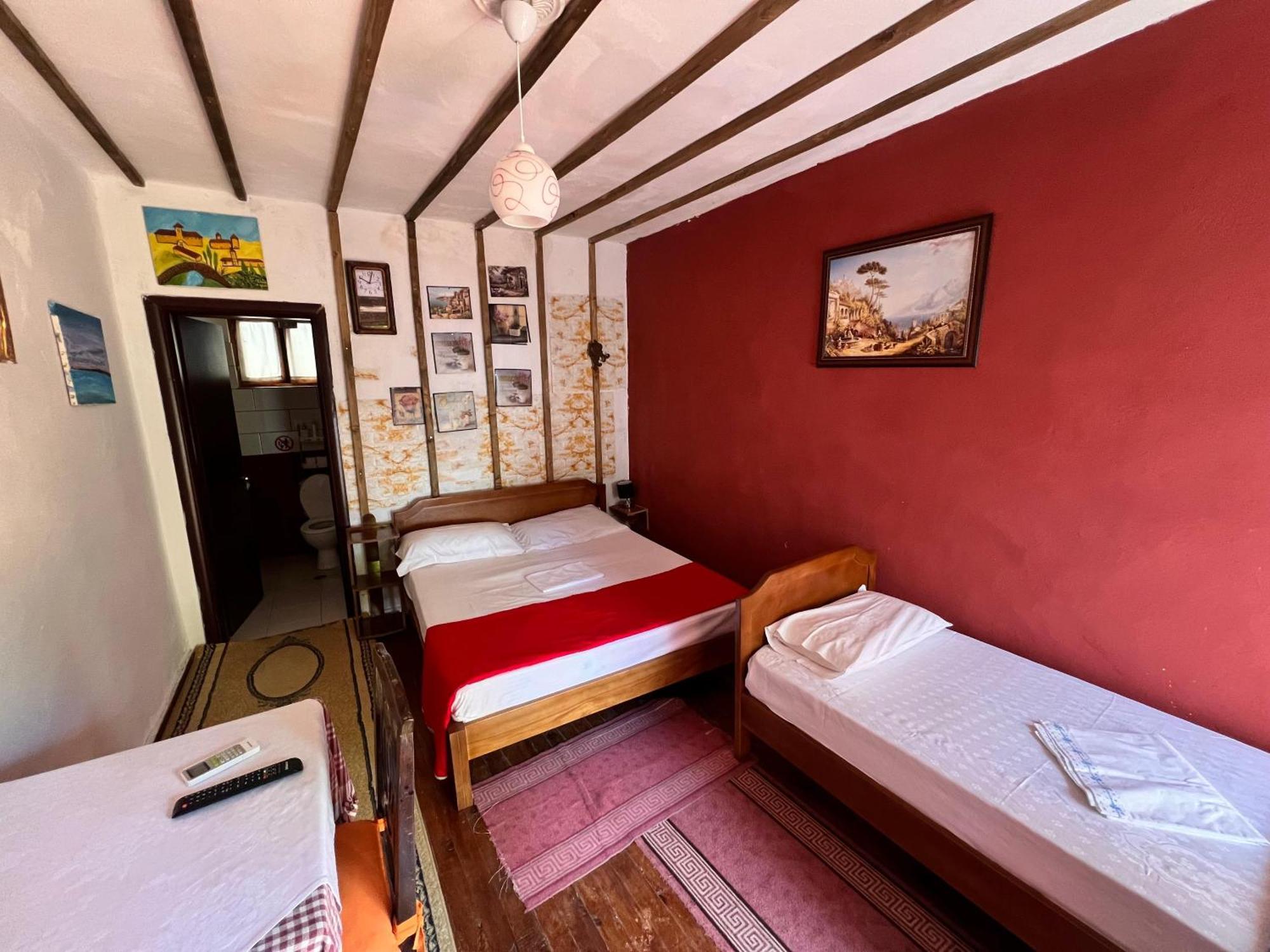 Merlika -inside The Castle- Bed & Breakfast 2*